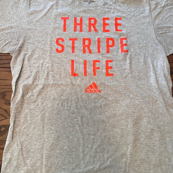 Adidas Large Tee. Lightly worn. - Picture 2 of 2